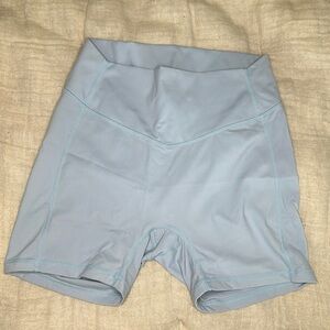Baby Blue seamless short!